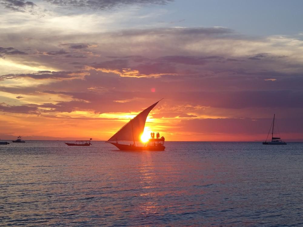 Homeland Swahili Lodge Nungwi Buitenkant foto